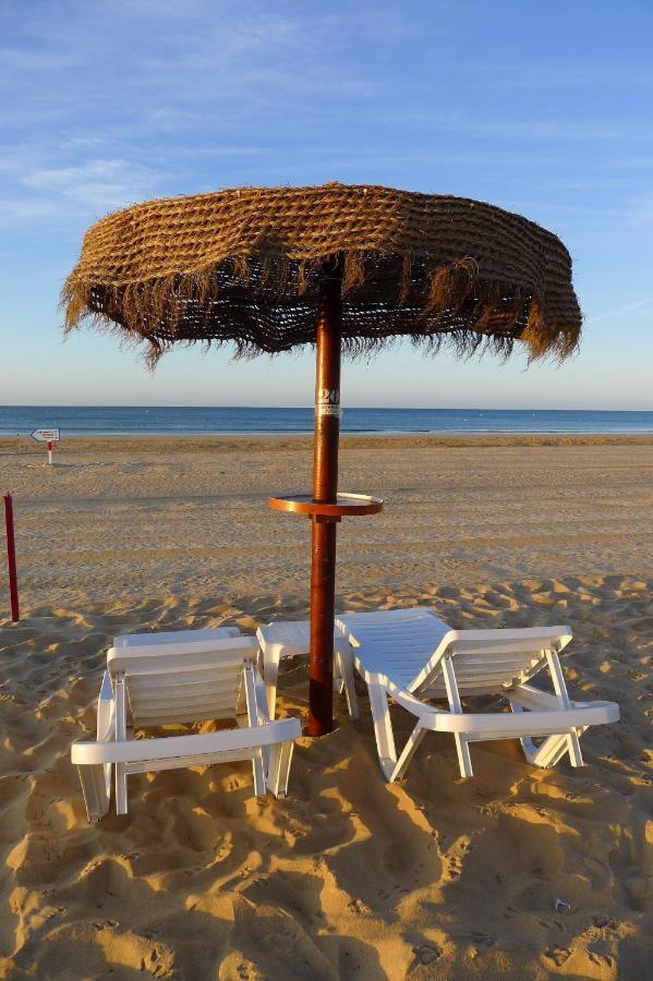 Monte Gordo Beach Flat With Balcony Zewnętrze zdjęcie