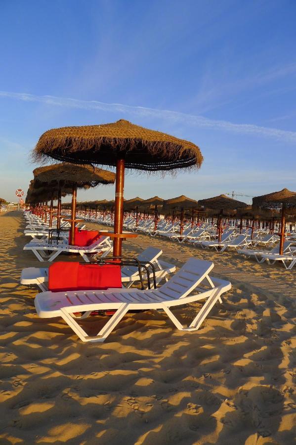 Monte Gordo Beach Flat With Balcony Zewnętrze zdjęcie