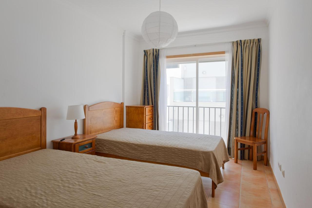 Monte Gordo Beach Flat With Balcony Zewnętrze zdjęcie